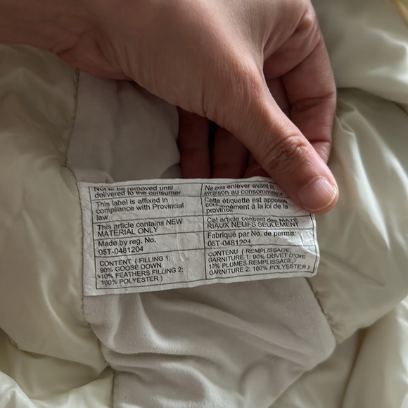 Lululemon jacket size 2 - Picture 5 of 6